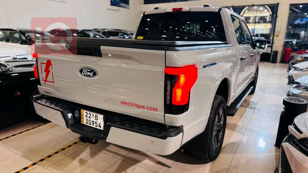 فورد F-150 لايتنينج